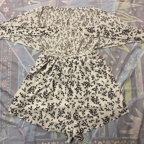 sugar & cream floral black and white tie back romper - Picture 4 of 5